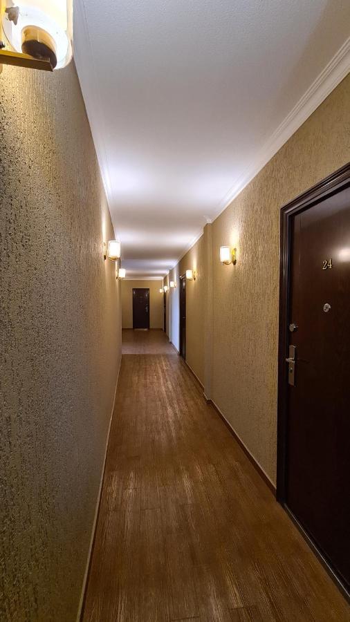 Georgian House Hotel คูทายสิ ภายนอก รูปภาพ