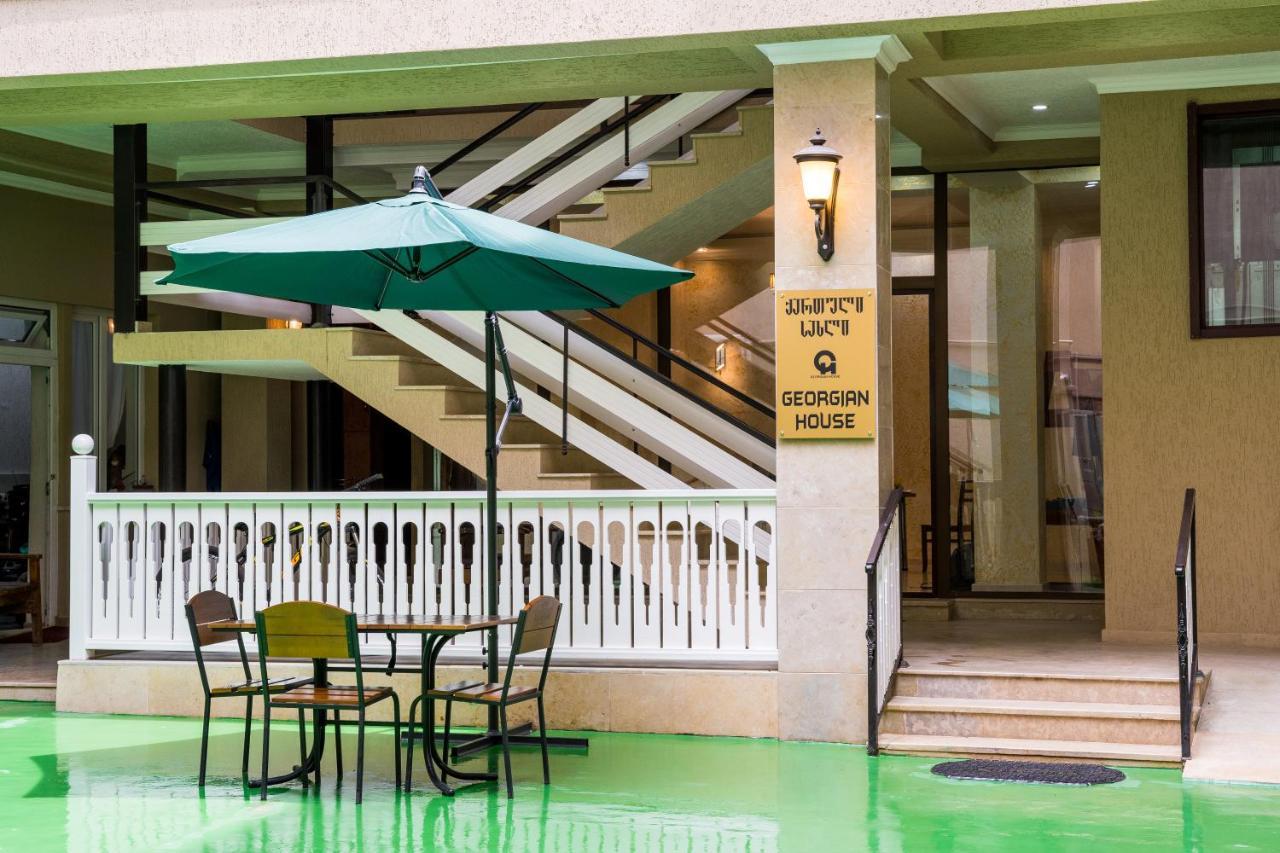 Georgian House Hotel คูทายสิ ภายนอก รูปภาพ