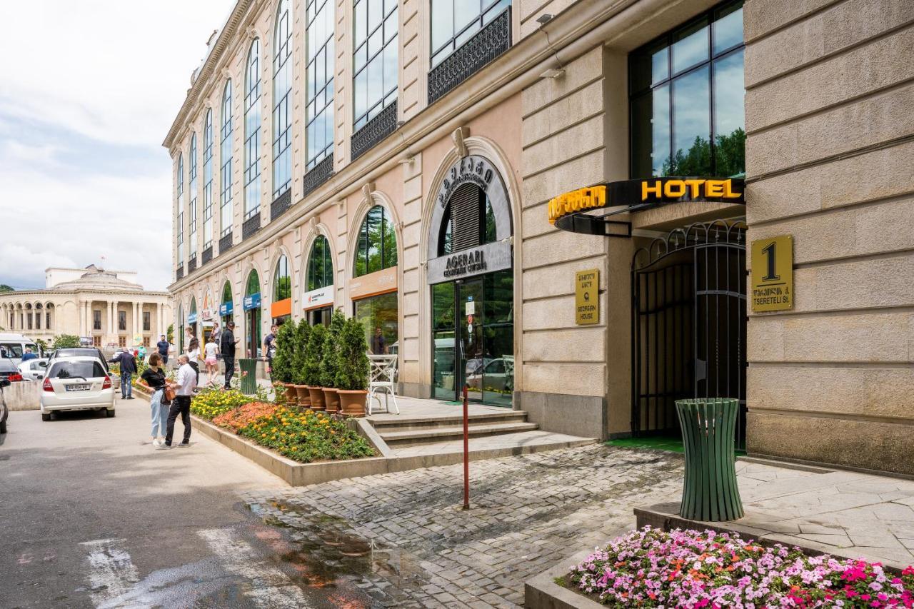 Georgian House Hotel คูทายสิ ภายนอก รูปภาพ